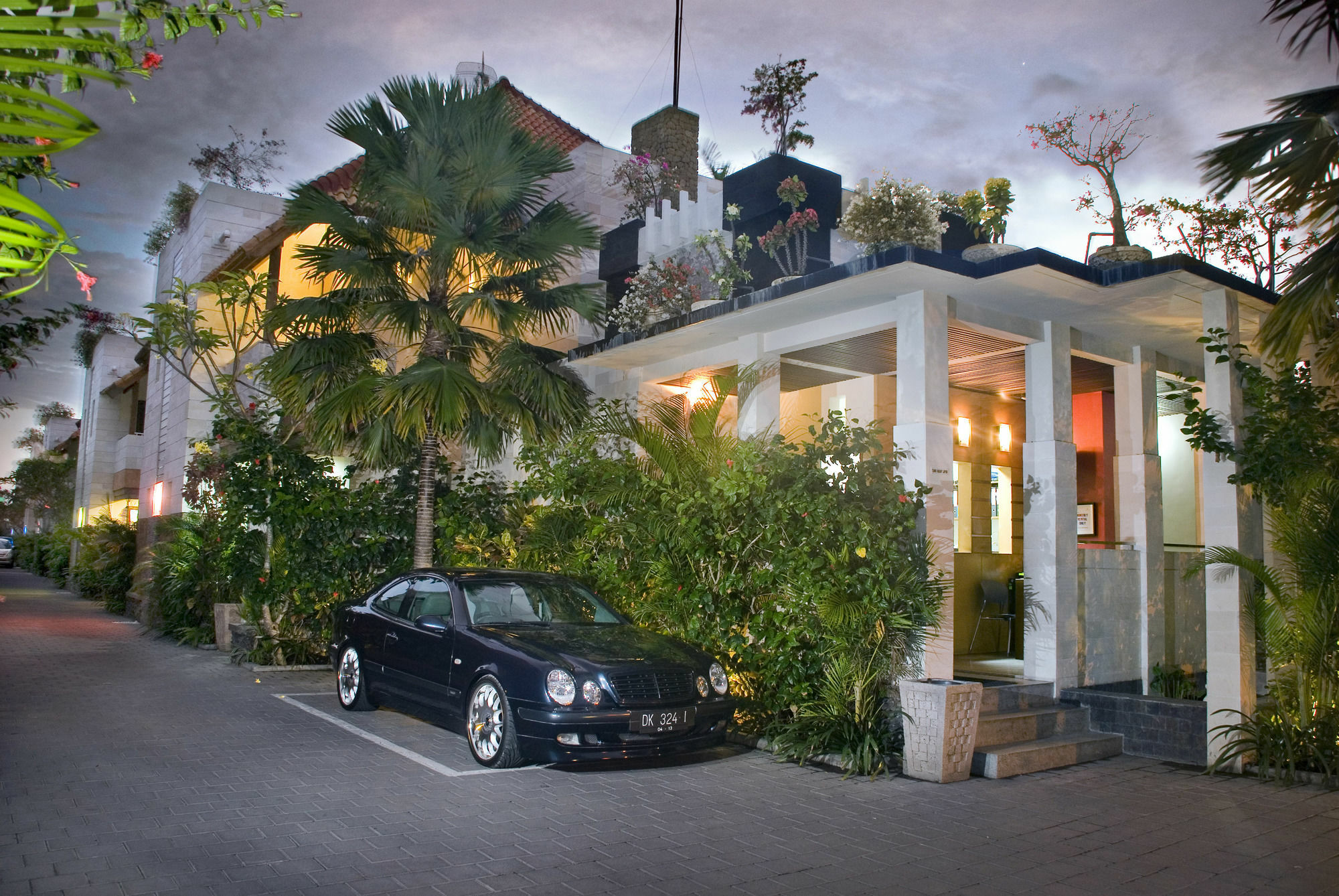Taman Ayu Town House Aparthotel Legian  Exterior photo
